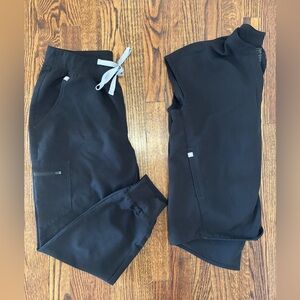 Women’s BLACK FIGS scrub set
